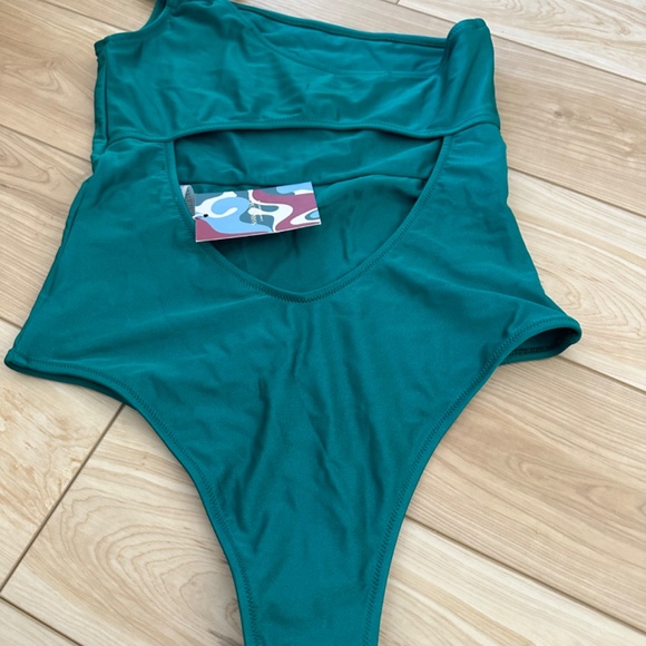 NWT Teal Green One Shoulder One Piece - Size L by Sultre - Picture 2 of 6